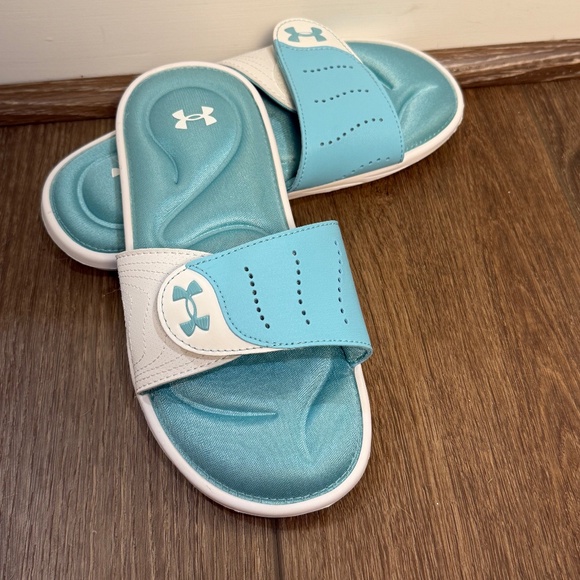 Under Armour Other - Under Armour Girls Ignite IX Slides Size 5Y Blue/White Summer Athleisure Sandal